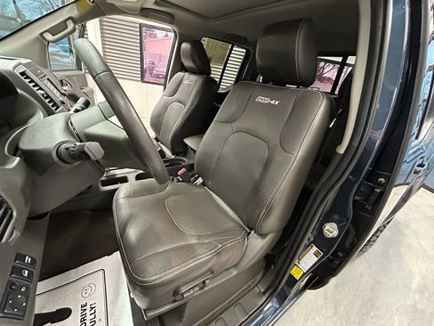 Used 2017 Nissan Frontier PRO-4X w/ Pro-4x Luxury Package image 8