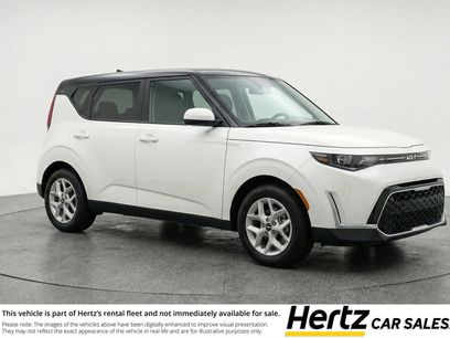 Used 2025 Kia Soul LX w/ LX Technology Package