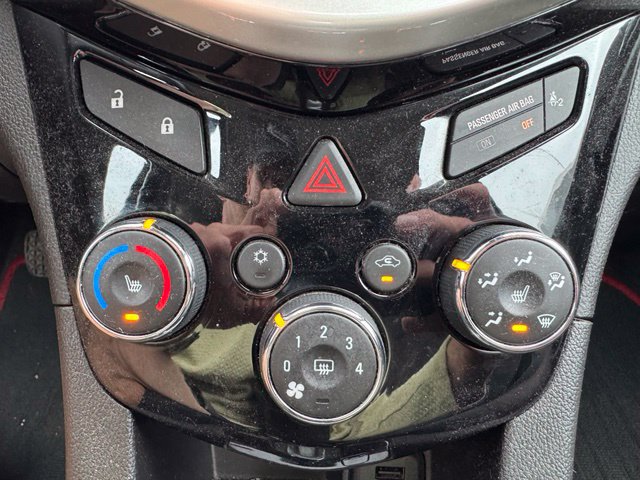 Used 2018 Chevrolet Sonic LT w/ Convenience Package FWD image 23