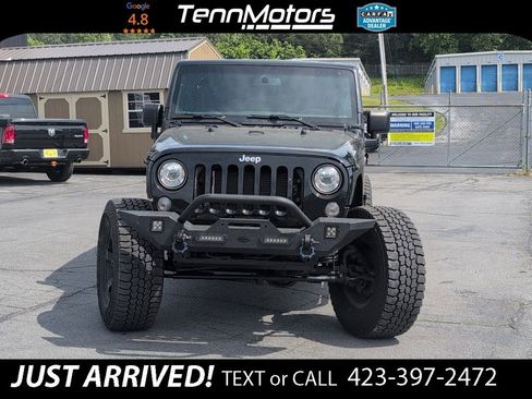 Used 2018 Jeep Wrangler Unlimited Sport S AWD/4WD image 2