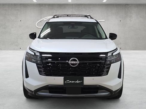 New 2026 Nissan Pathfinder SL FWD image 18