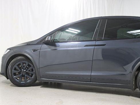 Used 2023 Tesla Model X AWD/4WD image 12
