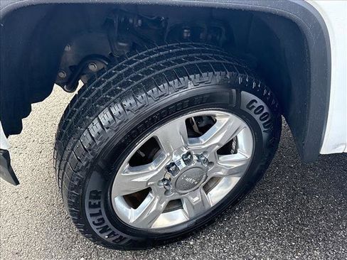 Used 2017 GMC Sierra 2500 Denali w/ Duramax Plus Package image 24