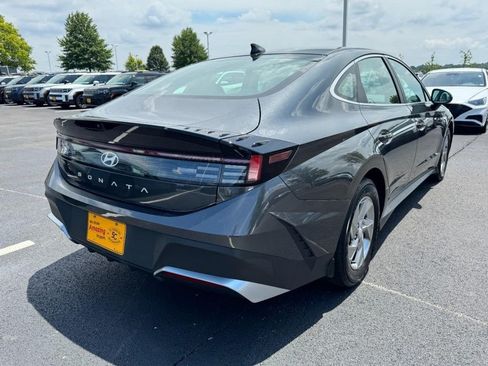 Certified 2025 Hyundai Sonata SE FWD image 3
