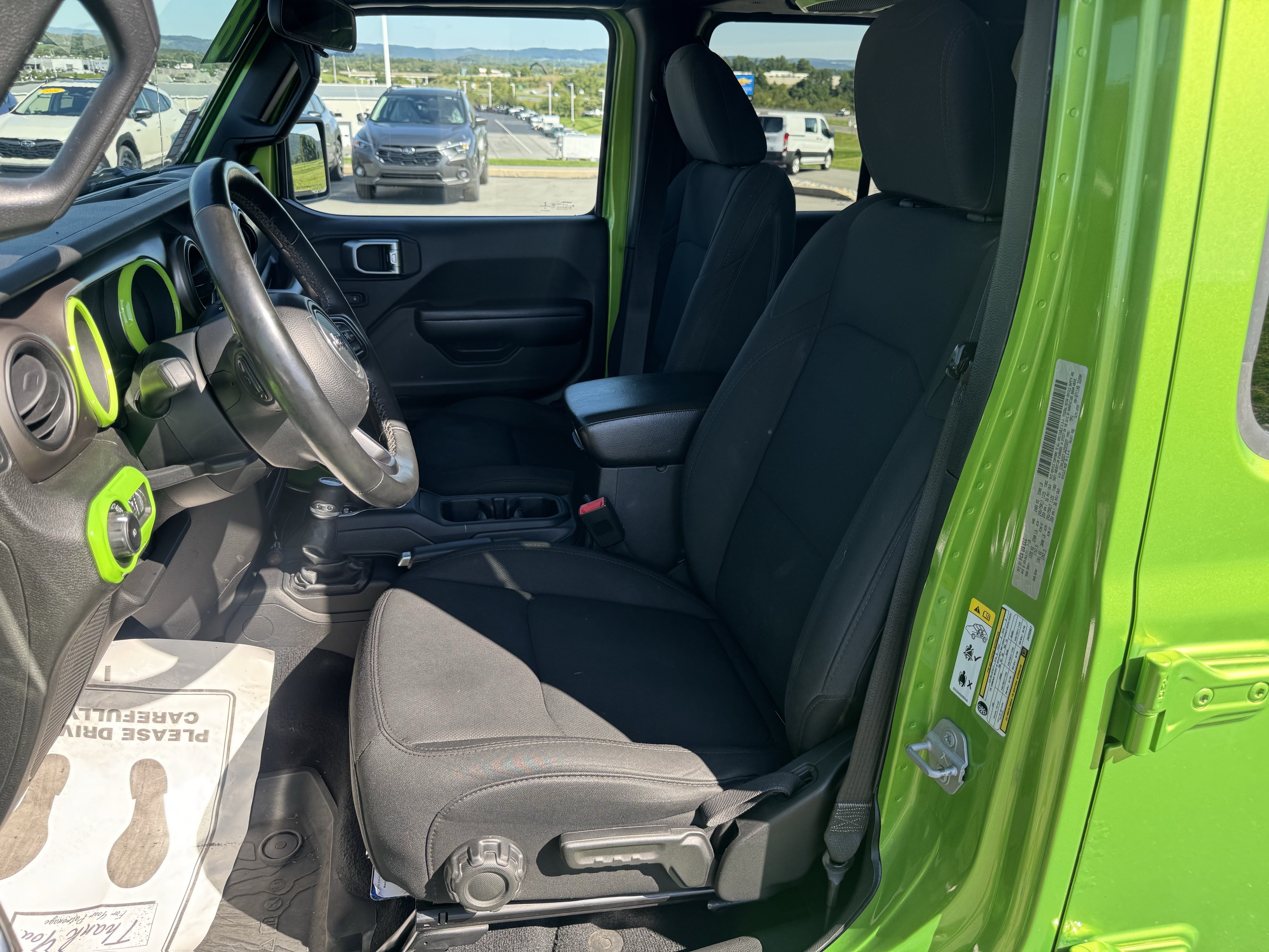 Used 2018 Jeep Wrangler Unlimited Sport S AWD/4WD image 12