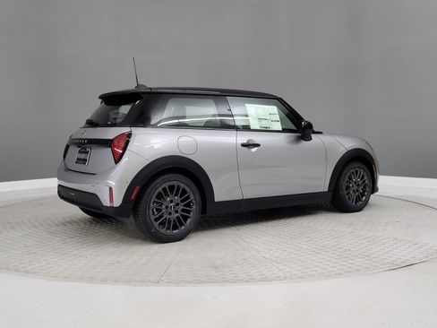 New 2026 MINI Cooper 2-Door Hardtop image 7