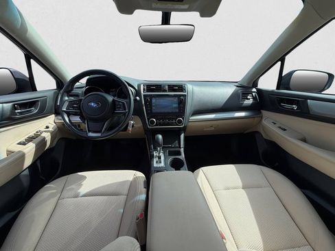 Used 2019 Subaru Outback 2.5i Premium w/ Popular Package #2 AWD/4WD image 10