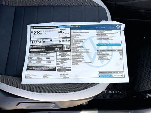 New 2026 Volkswagen Taos SE AWD/4WD image 17