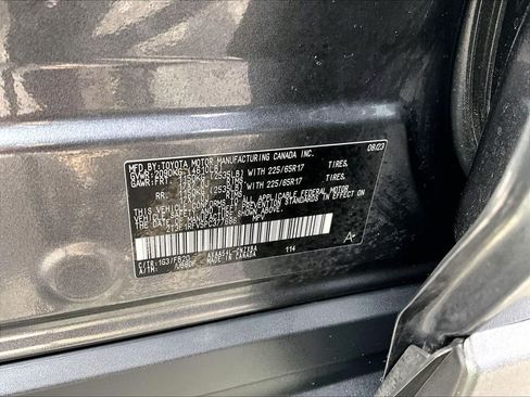 Used 2023 Toyota RAV4 LE AWD/4WD image 36