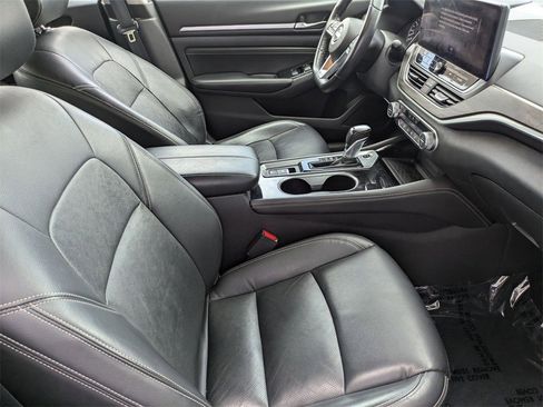Used 2023 Nissan Altima 2.5 SL image 31