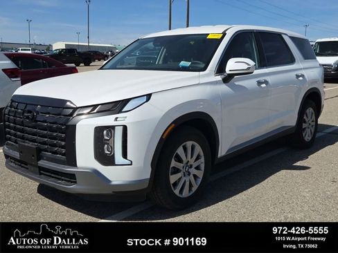 Used 2025 Hyundai Palisade SE FWD image 1