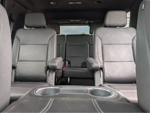 Used 2022 Chevrolet Tahoe Z71 AWD/4WD image 21