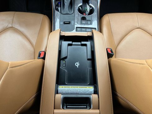 Used 2022 Toyota Highlander Platinum image 22