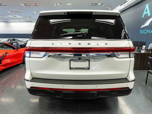 Used 2022 Lincoln Navigator Black Label image 6