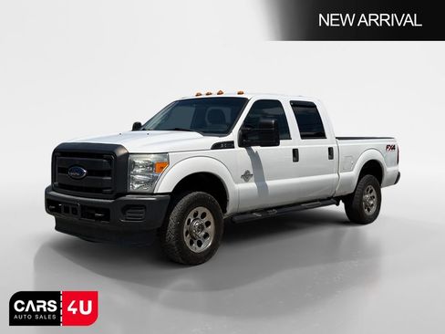 Used 2015 Ford F250 XL w/ FX4 Off-Road Package AWD/4WD image 3