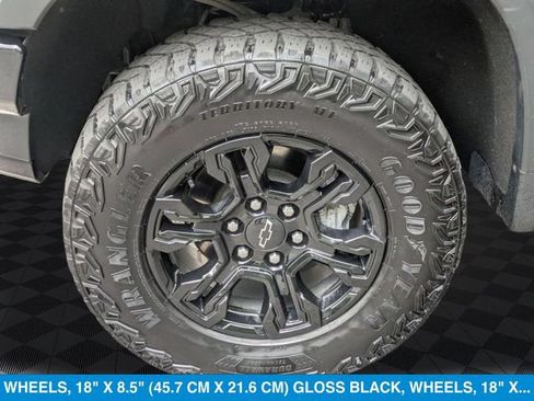 Used 2024 Chevrolet Silverado 1500 ZR2 w/ Technology Package AWD/4WD image 10