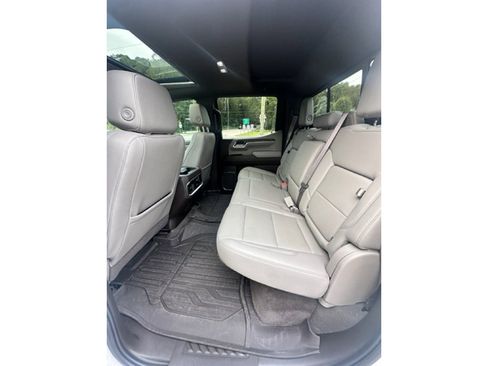 Used 2024 GMC Sierra 1500 SLT w/ SLT Premium Plus Package image 15