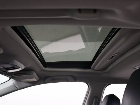 Used 2021 Subaru Crosstrek Hybrid w/ Moonroof Package w/Navigation image 20