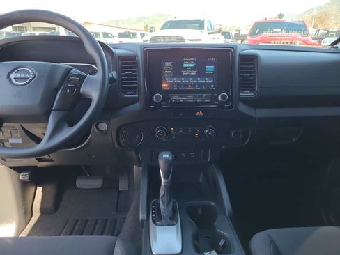 Used 2022 Nissan Frontier S w/ Technology Package image 18