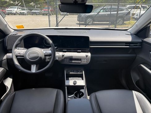 Used 2026 Hyundai Kona SEL Premium FWD image 15