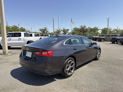 Used 2023 Chevrolet Malibu LT FWD image 3