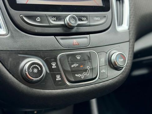 Used 2016 Chevrolet Malibu LT w/ Driver Confidence Package image 15