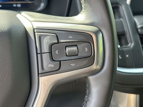 Used 2024 Chevrolet Suburban Z71 w/ Luxury Package image 25