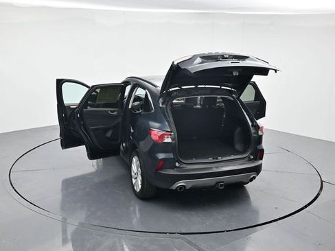 Certified 2022 Ford Escape Titanium w/ Titanium Elite Package image 48