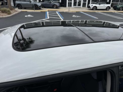 Used 2025 MINI Cooper S image 31