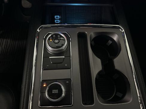 Used 2019 Ford Expedition Max XLT w/ Equipment Group 202A AWD/4WD image 54