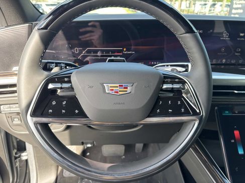 New 2026 Cadillac Escalade Luxury image 30