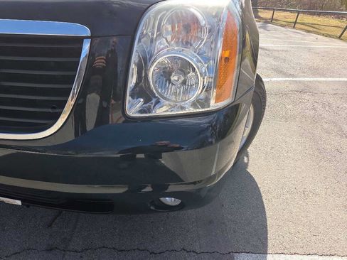 Used 2012 GMC Yukon XL SLT w/ SLT-2 Equipment Package image 11