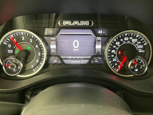 Used 2023 RAM 1500 Laramie image 21