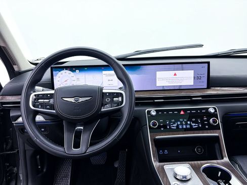Used 2025 Genesis GV80 3.5T Prestige AWD/4WD image 8