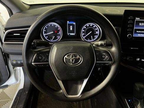 Used 2023 Toyota Camry LE image 9