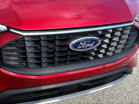 Used 2023 Ford Escape Active w/ Tech Pack #1 FWD image 30