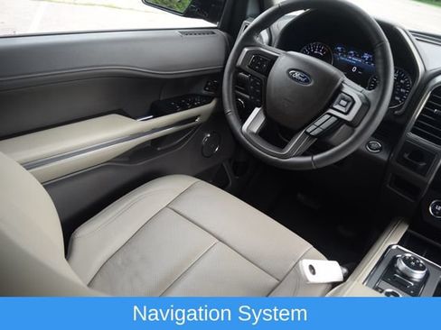 Used 2019 Ford Expedition XLT w/ Equipment Group 202A AWD/4WD image 2