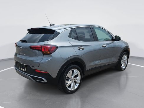 Certified 2024 Buick Encore GX Preferred w/ Comfort Package FWD image 3