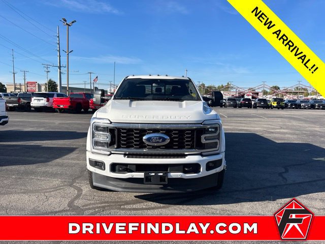 Used 2026 Ford F450 Platinum w/ FX4 Off-Road Package AWD/4WD image 2