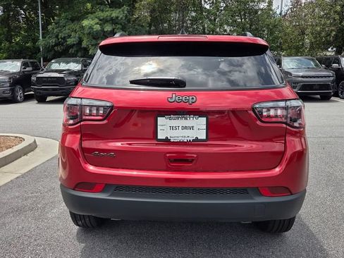 New 2026 Jeep Compass Latitude AWD/4WD image 7