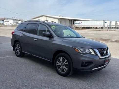 Used 2020 Nissan Pathfinder SL AWD/4WD image 2
