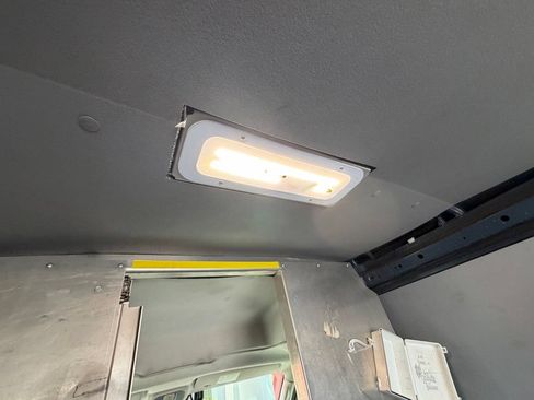 Used 2021 RAM ProMaster 3500 FWD image 16