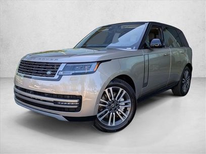 New 2025 Land Rover Range Rover SE