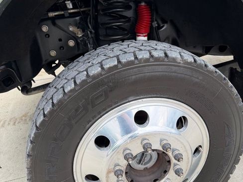 Used 2019 Ford F450 Limited AWD/4WD image 10