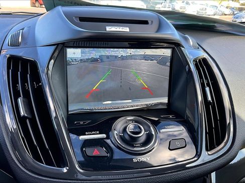 Used 2016 Ford Escape Titanium AWD/4WD image 22