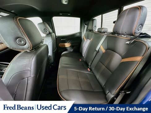 Used 2023 GMC Canyon AT4 AWD/4WD image 30