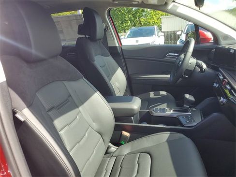New 2026 Kia Sportage SX image 11