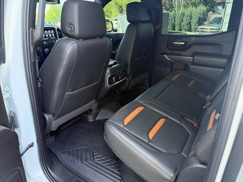 Used 2020 GMC Sierra 1500 AT4 w/ Off-Road Performance Package AWD/4WD image 35