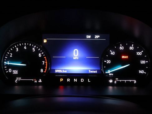 Used 2022 Ford Explorer XLT image 36