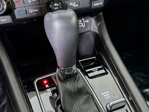 Used 2023 Jeep Compass Latitude w/ Sun and Sound Group image 8